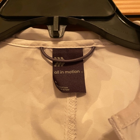 Jacket - Picture 2 of 4